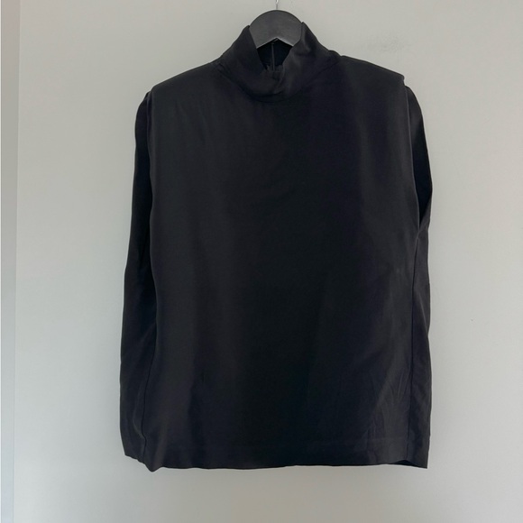 Zara Black Shoulder Pads Top - Picture 2 of 4